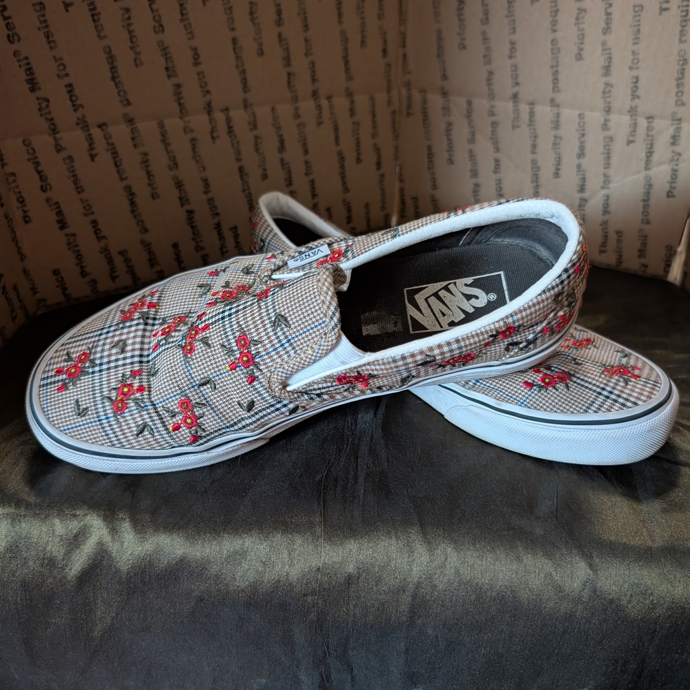 Vans Plaid Slip-On Sneakers with Red Floral Embroidery - Picture 3 of 5